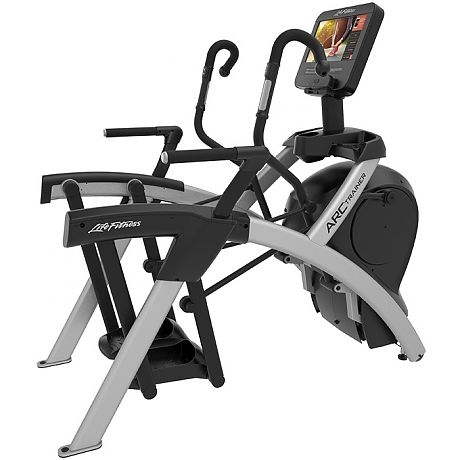 Тренажер Life Fitness ARC Total Body Platinum Club Discover SE3 HD